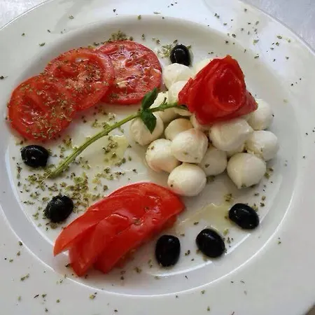 Venezia Hotell 3*