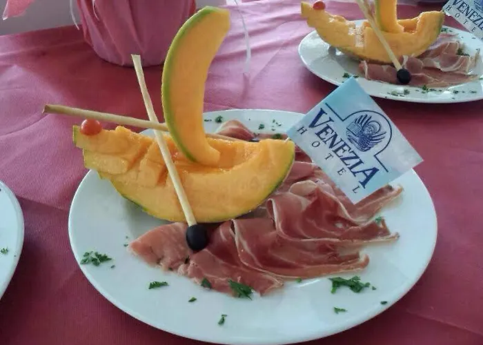 Hotel Venezia 3*